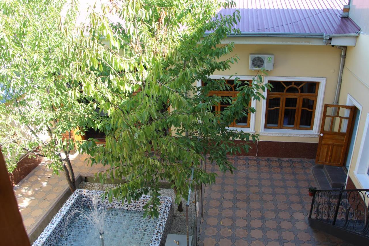 Zafaron Hotel Tashkent Esterno foto